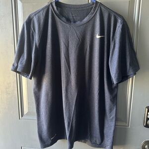 Nike Men's Navy Blue Short Sleeve Tee